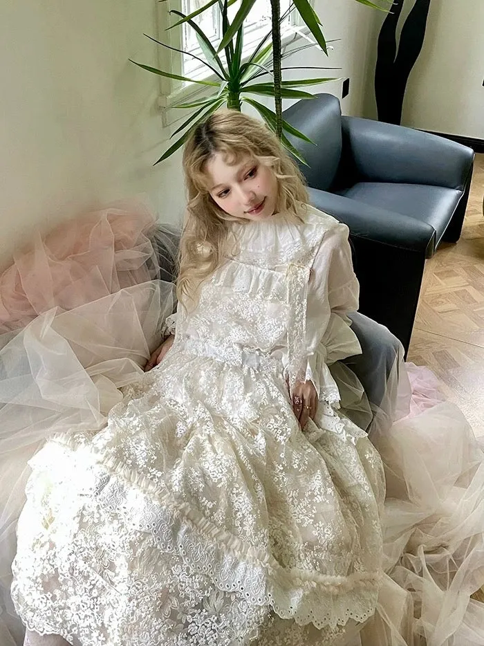 [August Unicorn] Embroidered Lace Princess Dress