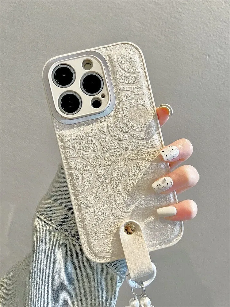 Cute Minimalist White Floral Flowers Pattern Design Protective Shockproof Phone Case   White Pearl Strap for iPhone 11 12 13 14 15 Pro Max