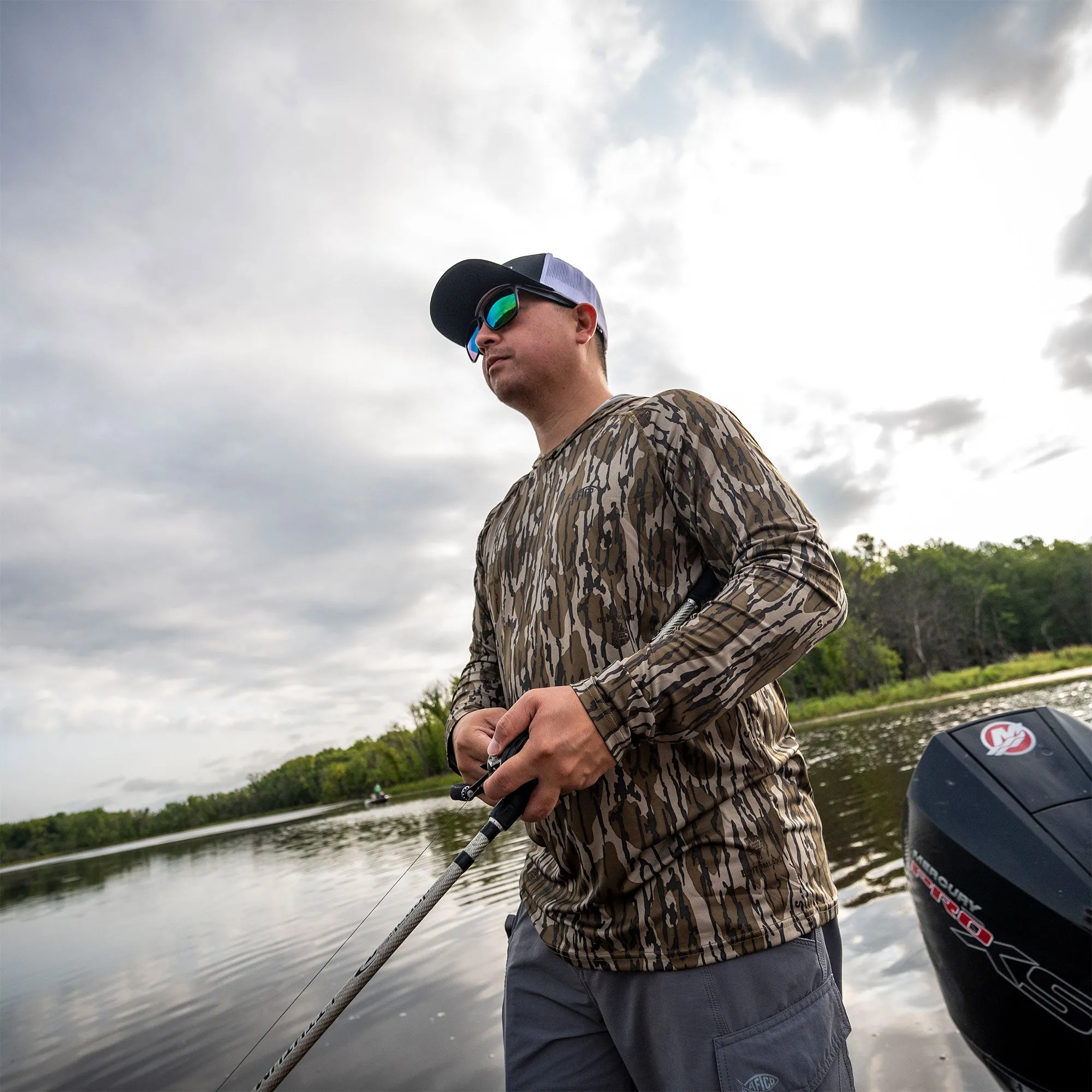 Mossy Oak® Camo Performance Hood