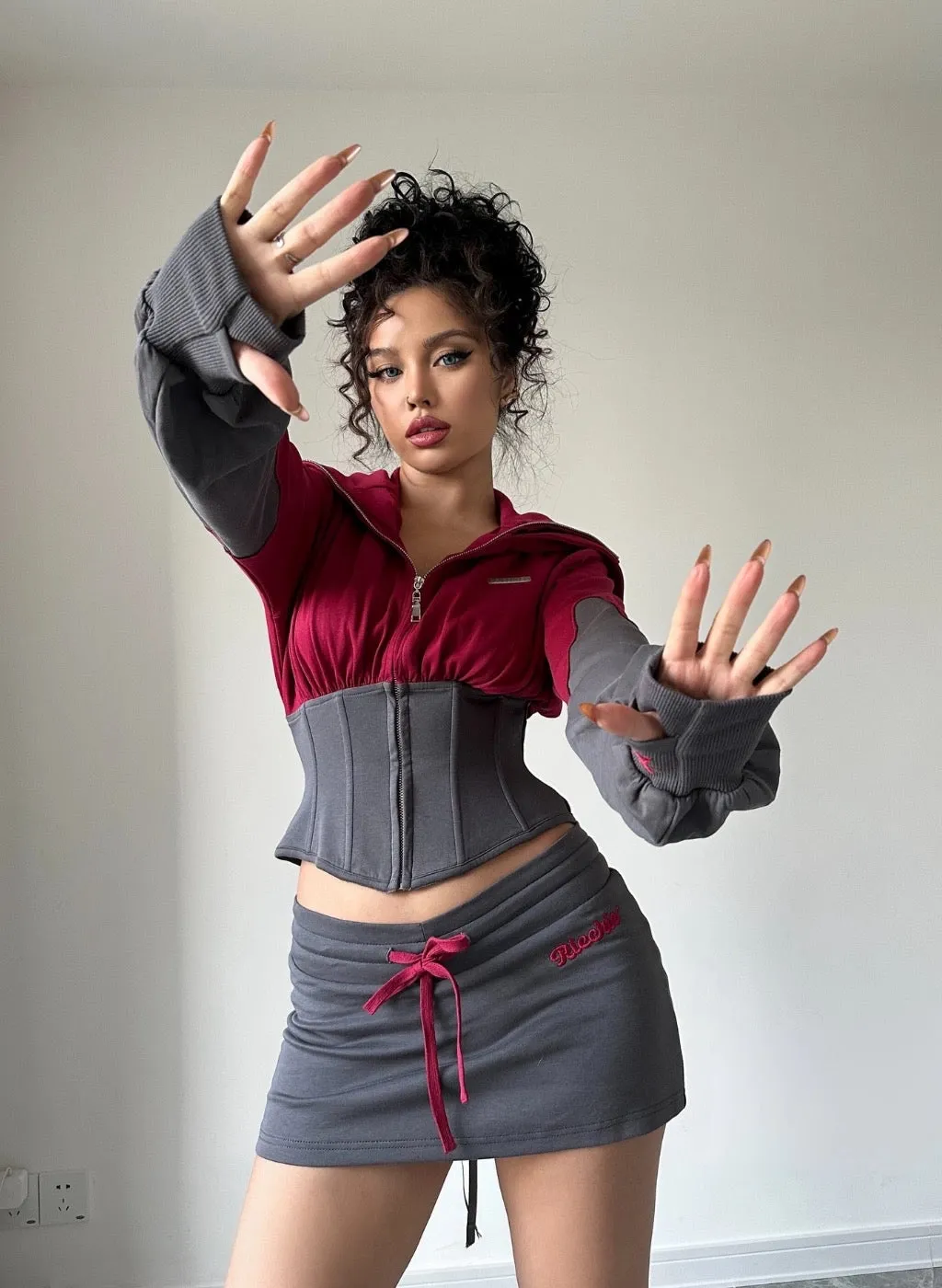 [Ricchie]Desert Rose Fishbone Hoodie and Skirt Set