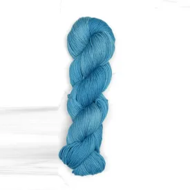 Symfonie Yarns | FLORA 100% Naturally Dyed Superwash Merino - DK | OR1005 Indigo Morning (Semisolid Color)